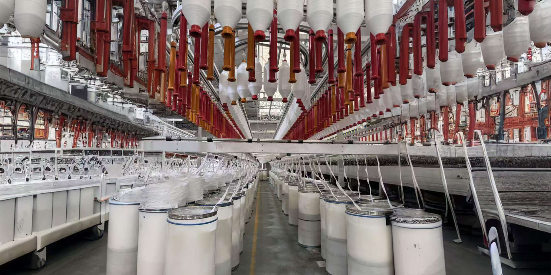 FROM PET TO YARN – WHAT ARE POLYESTER YARN MADE OF?